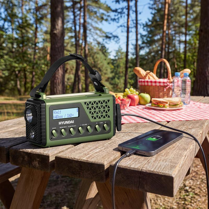 Hyundai noodradio DAB+ met 10000 mAh powerbank - 1